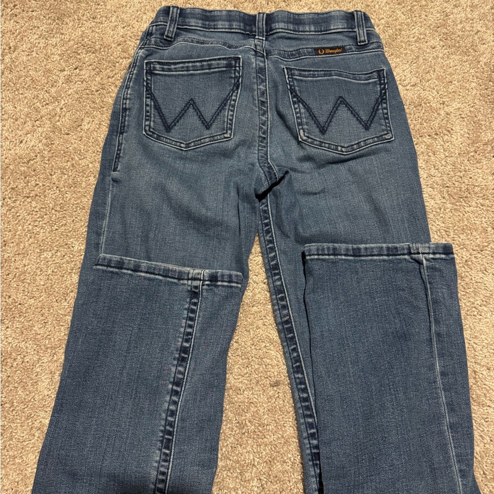 Wrangler willow Women's Medium Blue Straight-Leg Jeans